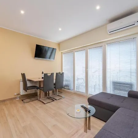 Bra I Premium With Outdoor Pool And Sauna *