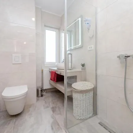 Bra I Premium With Outdoor Pool And Sauna *