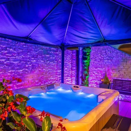 Bra I Premium With Outdoor Pool And Sauna Sukošan